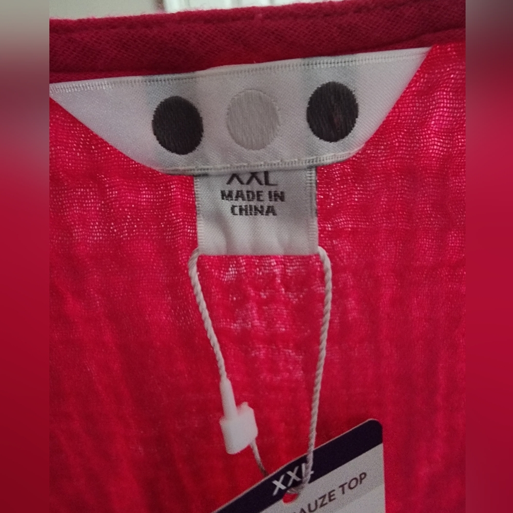 NWT Three Dots Fuchsia V-Neck Gauze Top - Picture 5 of 5
